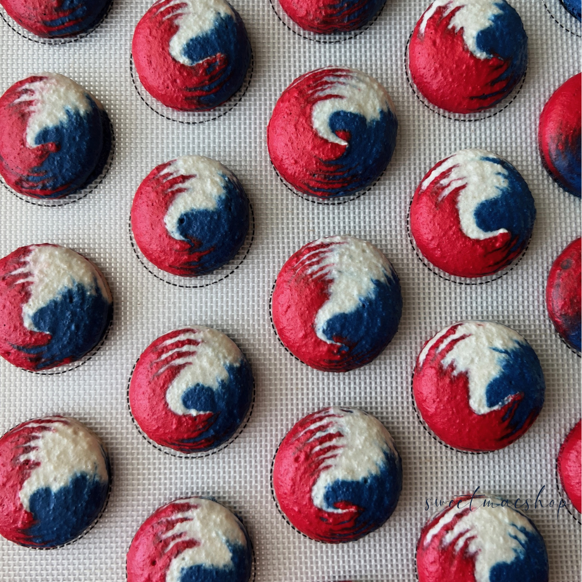 Red White and Blue Macarons: The Best 4th of July Treats